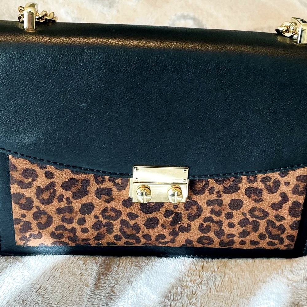 EXPRESS Black & Leopard Shoulder Crossbody Bag W/Double Chain Strap